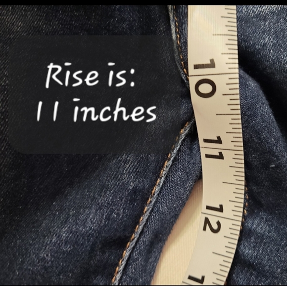 American Eagle Women's Stright Leg Extra Stretch Denim Blue Jeans, Size: 8R - Picture 14 of 16